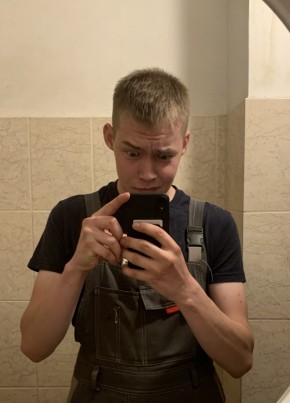 Никита из Новошахтинска 20 лет