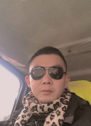华哥, 38, China, Nanchong