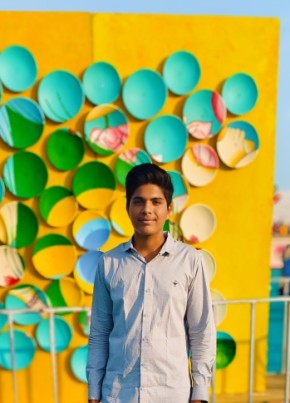 Vachharaj, 18, India, Māngrol (Gujarat)
