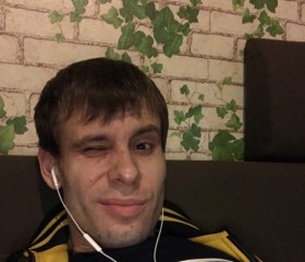 Арсений, 36 лет, Саратов