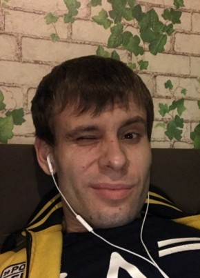 Арсений, 36, Россия, Саратов