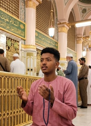 احمد из Seattle 26 лет