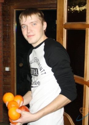 Александр, 33, Россия, Псков