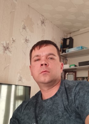 Денис из Казани 41 год