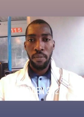 Amadou doumbou, 28, Repubblica Italiana, Campi Bisenzio