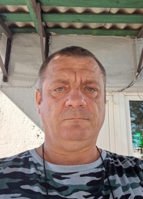Виталий из Брянска 50 лет