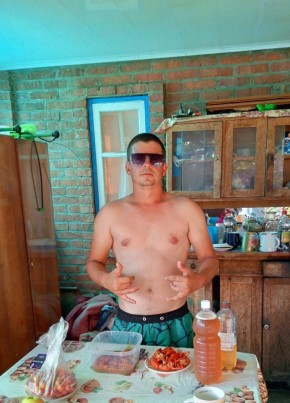 Дмитрий Кутько, 31, Россия, Воронеж