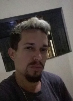 Rodrigo, 26, República Federativa do Brasil, Machado