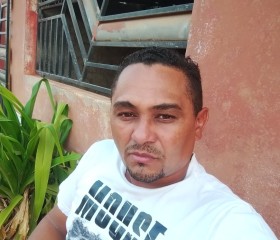 Gilson, 34, Alenquer