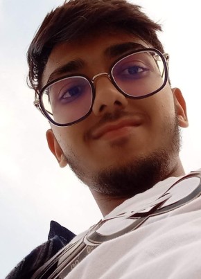 Ammar Patel, 18, India, Vadodara