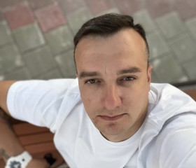 Vitaliy, 38, Moscow