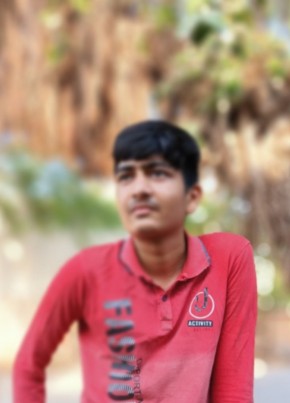 Yash Daki, 18, India, Māngrol (Gujarat)