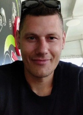 Антон из Чапаевска 43 года