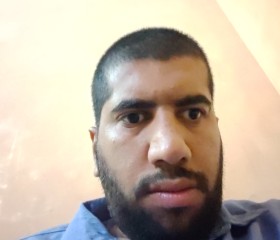 سالم المعمري, 18, Muscat