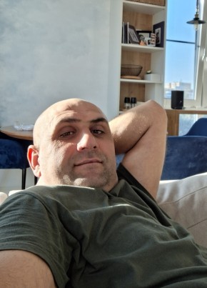 БорЯ из Рязани 44 года