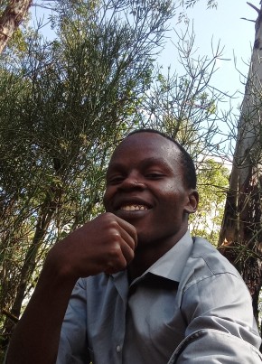 Peter, 25, Kenya, Migori