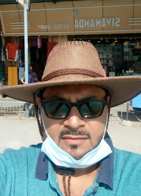 Aks, 38, India, Kanpur