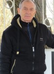 юрий, 78 лет, Волгоград