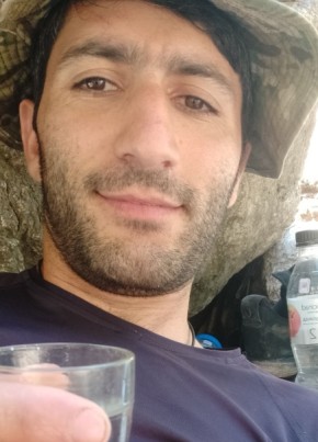 Tigran Davtyan, 27, Հայաստանի Հանրապետութիւն, Երեվան