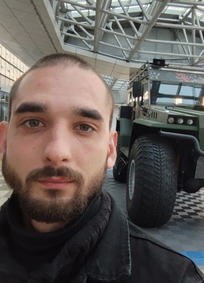 Константин из Красноярска 25 лет