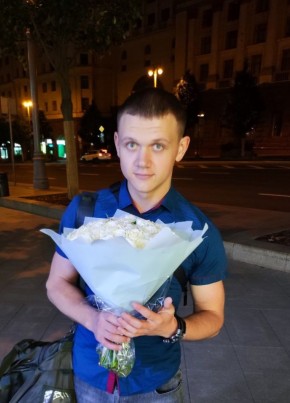 Илья из Саратова 22 года