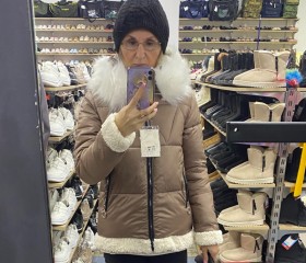 Виолетта, 44 года, Санкт-Петербург