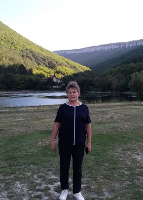 Zinaida, 56, Russia, Bakhchysaray