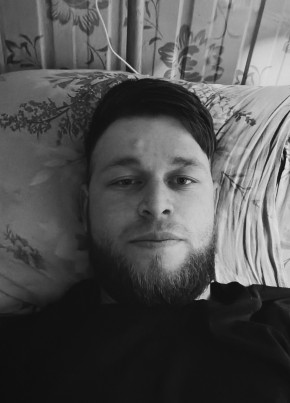 Максим из Свободныя 31 год