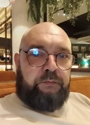 Александр из Омска 51 год