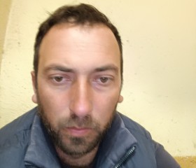Rro, 30, Yeghvard