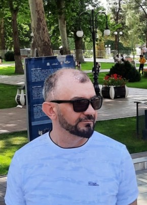 Александр из Елабуги 42 года