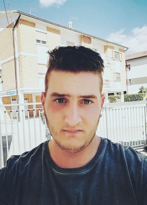 Fabrizio , 27, Repubblica Italiana, Termoli