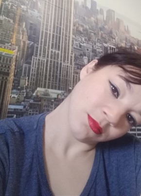 Ольга, 36, Россия, Магадан