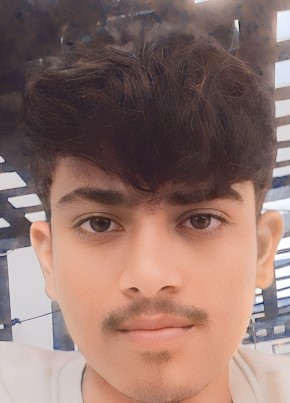 Mankumar, 19, India, Nagpur