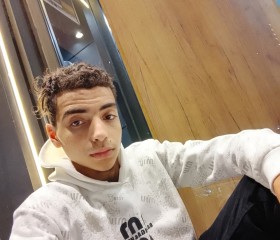عبدالله, 18, Sohag