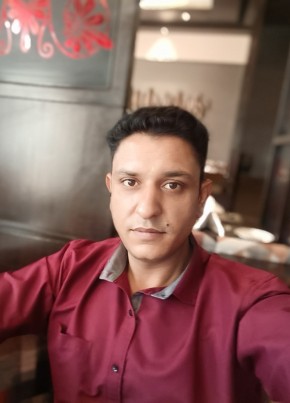 Andrew, 40, India, Delhi