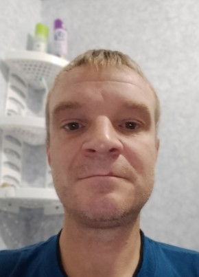 Артем из Уфы 42 года