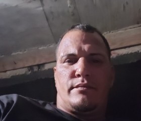 Rey, 18, San Juan