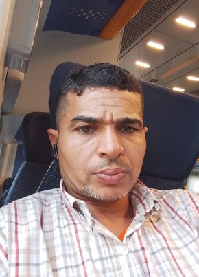 أحمد السمالوسي из Kaltern 42 года