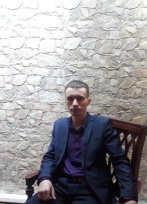 Дмитрий, 36, Россия, Курильск