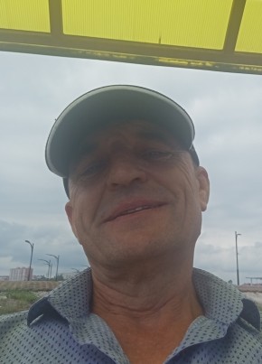 Игорь из Находки 54 года