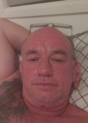 Glen, 48, Australia, Caloundra