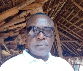 sodjati, 81 год, Lomé
