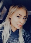 Alyenka, 27, Moscow