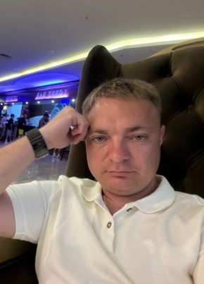 Yevhenii из Cheb 37 лет