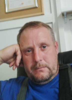 Александр из Калача 43 года