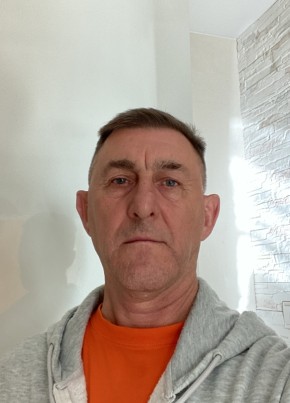 Виталий из Новосибирска 56 лет