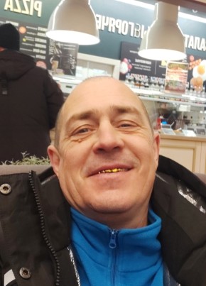 Юрий из Красноярска 44 года