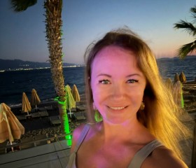 Nina, 34, Moscow