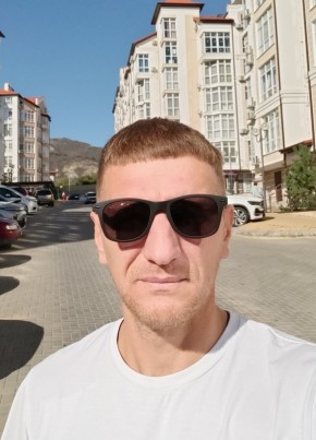 Александр